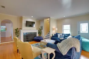 Lakefront Winter Haven Retreat: Hot Tub & Patio! - Interiør