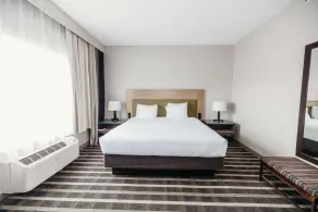 Parkview Inn & Suites Lancaster  - Chambre