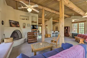 Hike & Relax: Prescott Studio w/ Thumb Butte Views - Interiør