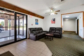 Motel 6-Marion, IL - Hall