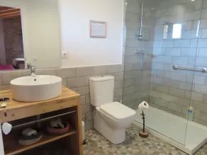 Lo Cel De Tolo - Baño