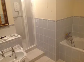 Lochview Guesthouse - Badezimmer
