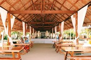 La Luz Beach Resort - Restaurant