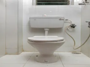 OYO 19396 Cristal Residency - Salle de bain