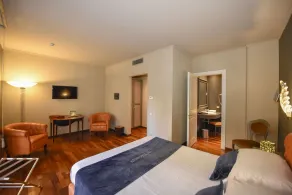 The Tuscanian Hotel - Chambre