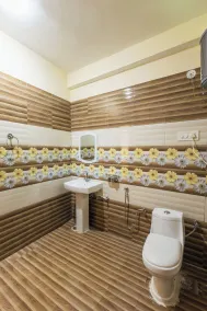 Tirthan River Echoes - Salle de bain