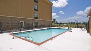 Holiday Inn Express & Suites Jackson / Pearl Intl Airport by IHG - Pool