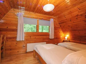 Lodge 32 - Cowslip - Room
