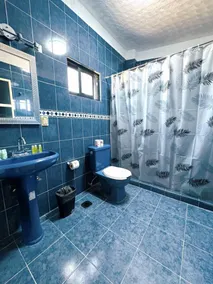 natla - Bathroom