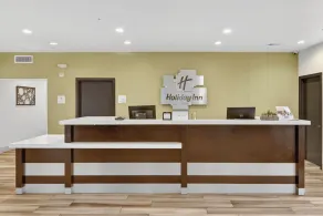 Holiday Inn and Suites Addison by IHG - Réception