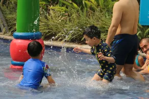 Longjiang Country Garden Phoenix Hotel - Pool