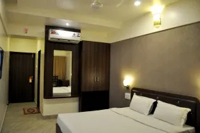 Hotel Gulmohar Pride - View from room