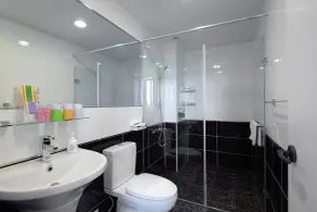 Happy Together B&B - Bathroom