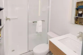 Microtel Inn & Suites by Wyndham Newark NY - Badezimmer