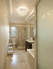The Clarendon - Bantry Bay - Room