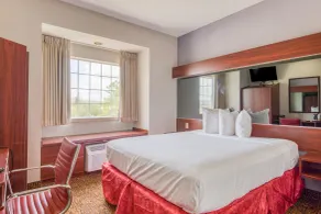 Trident Inn & Suites, Baton Rouge - Room