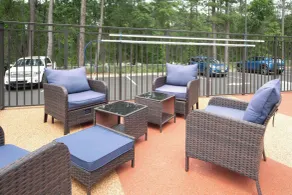Four Points by Sheraton Fayetteville Fort Bragg - Pool