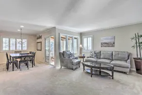Near Shops & Eats! Centennial Home w/ Sunroom - Intérieur