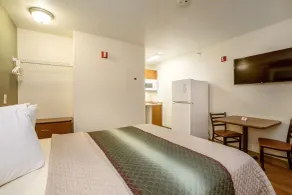 HomeTowne Studios by Red Roof Philadelphia - Mt Laurel-Maple Shade, NJ - Chambre