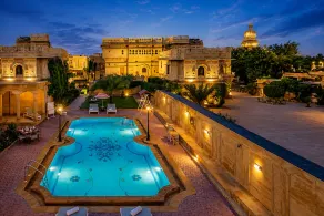 WelcomHeritage Mandir Palace - Piscina