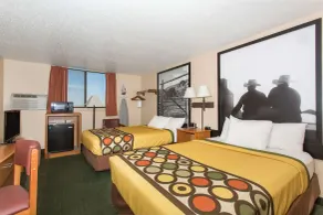 Super 8 by Wyndham Casper West by the River - Chambre