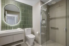 Quest Bairnsdale - Bathroom