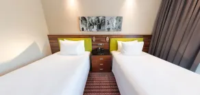 Hampton by Hilton Krakow - Room