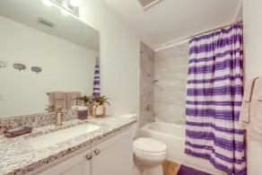 LaBelle Apartment, Close to Parks! - Innvendig