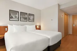 Ramada by Wyndham Valencia Almussafes - Chambre