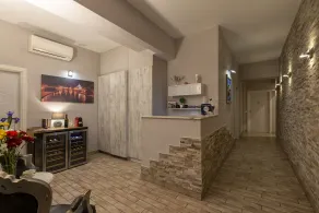 Five Rooms Rome Guesthouse - Rezeption
