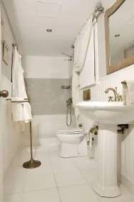 Cesme Marina Konukevi - Baño