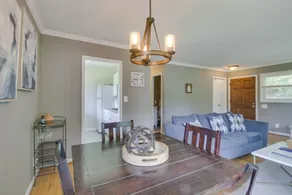 Cozy Charlottesville Getaway in Bailey's Retreat - Interiör