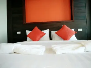 The Sea @ Lanta Hotel - Room