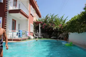 Yakut Apart Hotel - Piscine