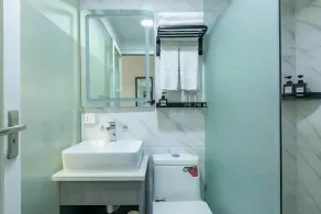 Happy Dragon Alley Hotel Beijing Tian An Men Forbidden City - Badezimmer