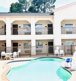 Quality Inn Montgomery - Lake Conroe - Pool