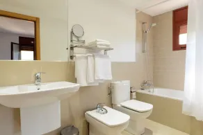 Apartamentos Tossa Dreams - Bathroom