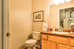 Waterfront Corpus Christi Townhome w/ Pool & Dock! - Interiør