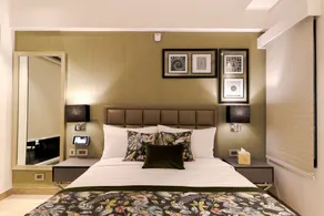 AIR by Ahuja Residences - Room