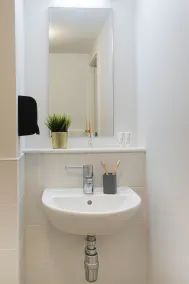 Grangegorman House - Bathroom