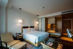 Crowne Plaza Greater Noida by IHG - Room
