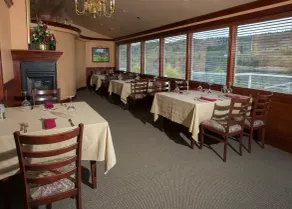 South Thompson Inn & Conference Centre - Restaurant