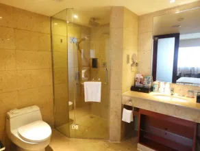 Chengdu Yinsheng International Hotel - Salle de bain