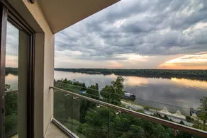 Sunset over Danube - Udsigt fra værelset