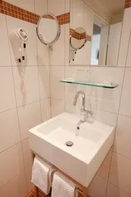 Hotel Empire - Bathroom