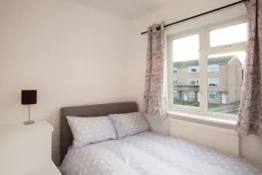 3 Bedroom House Near the City Center - Værelse