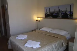 Firat Mert Hotel - Zimmer