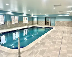 Holiday Inn Express Syracuse-Fairgrounds by IHG - Piscine