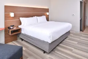 Holiday Inn Express & Suites Omaha Airport by IHG - Chambre