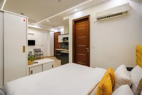 Lime Tree Luxury Studio - Service Apartment Near Artemis Hospital ,Gurgaon - Quarto